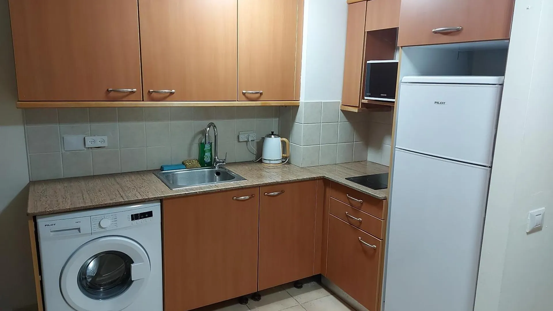 מלון דירות אלמוג Χάιφα 0*,  Ισραήλ