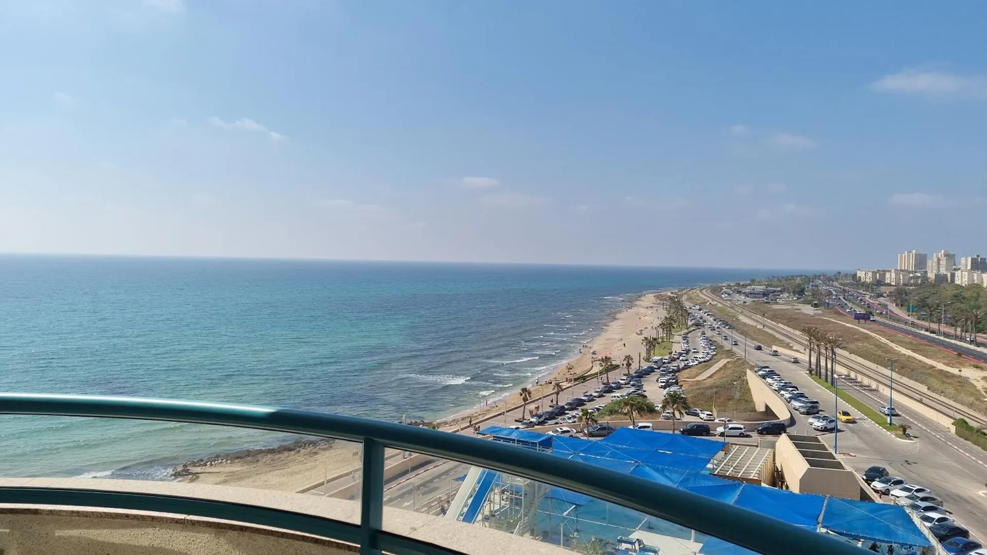 מלון דירות אלמוג Χάιφα