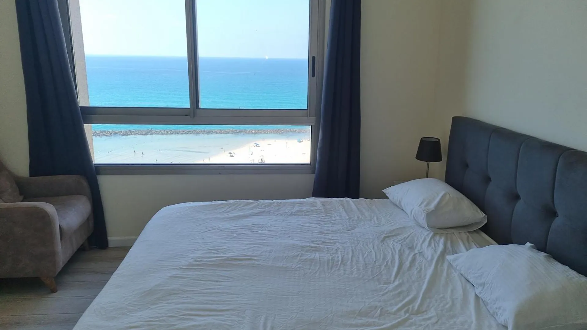 מלון דירות אלמוג Haifa Apartment