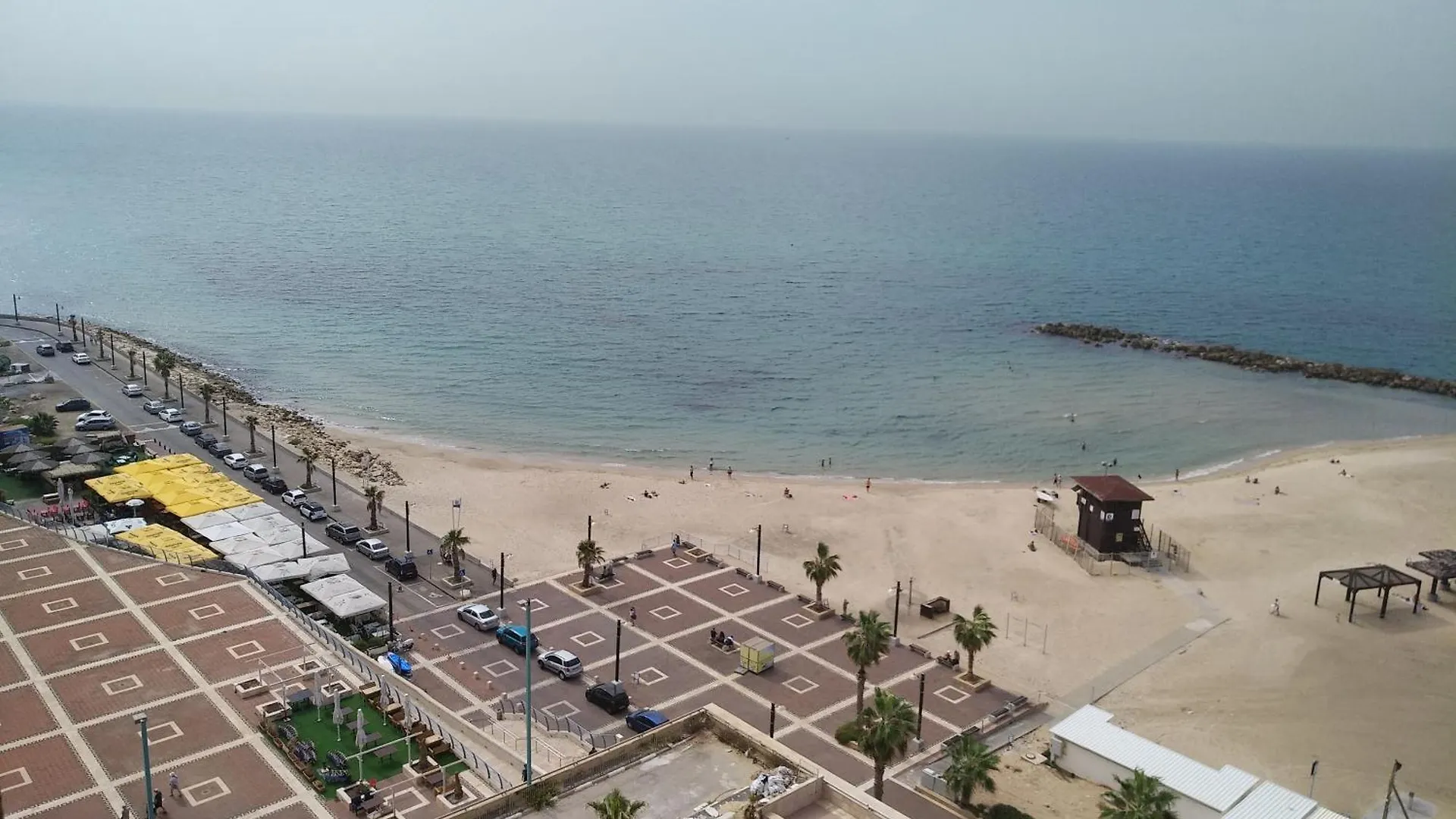 מלון דירות אלמוג Χάιφα 0*,